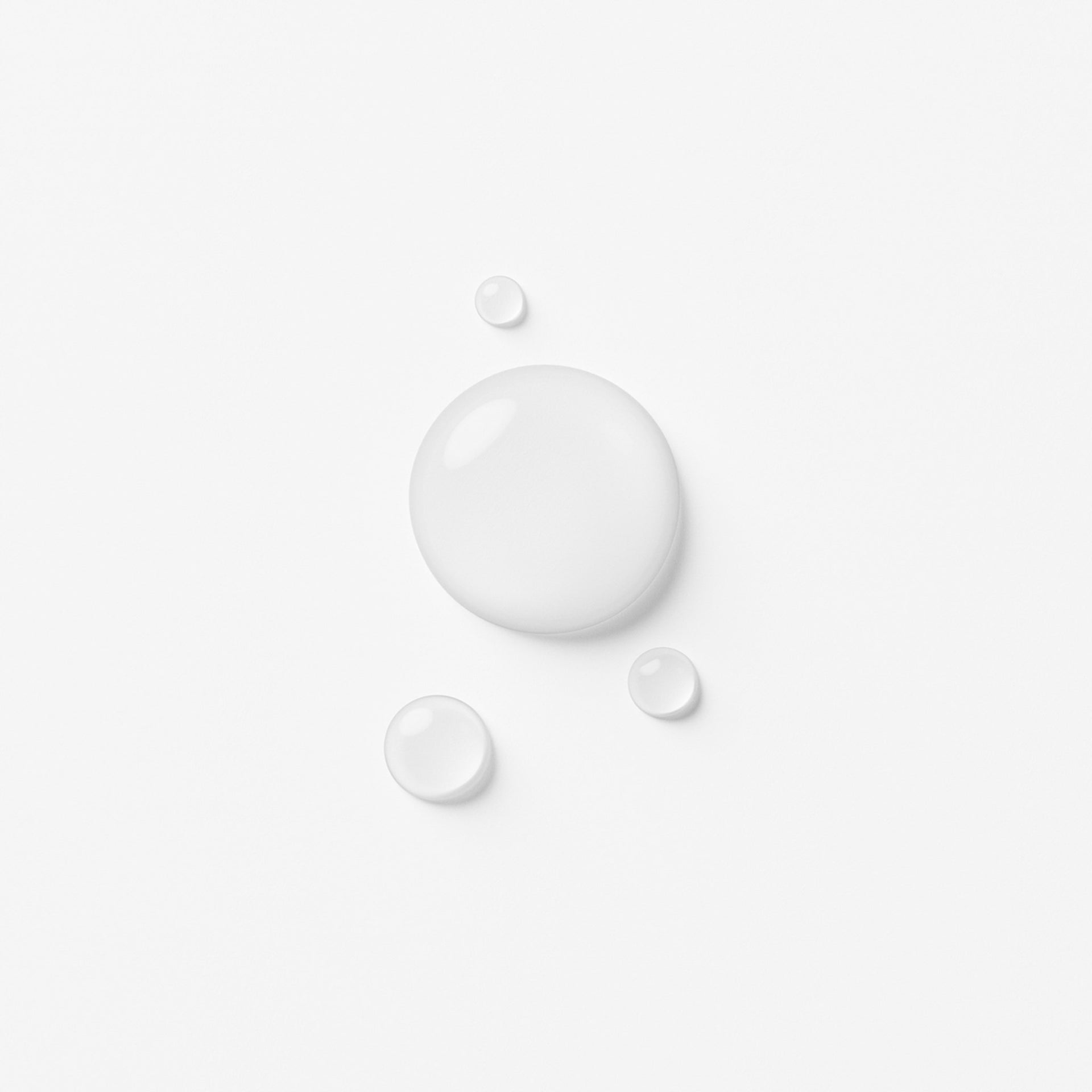 Alûstre Packshot Droplet 000 TOP COAT 01